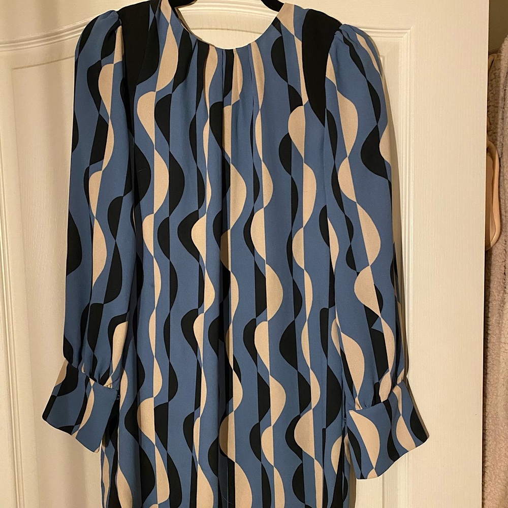BCBG MAXAZRIA mod pattern dress